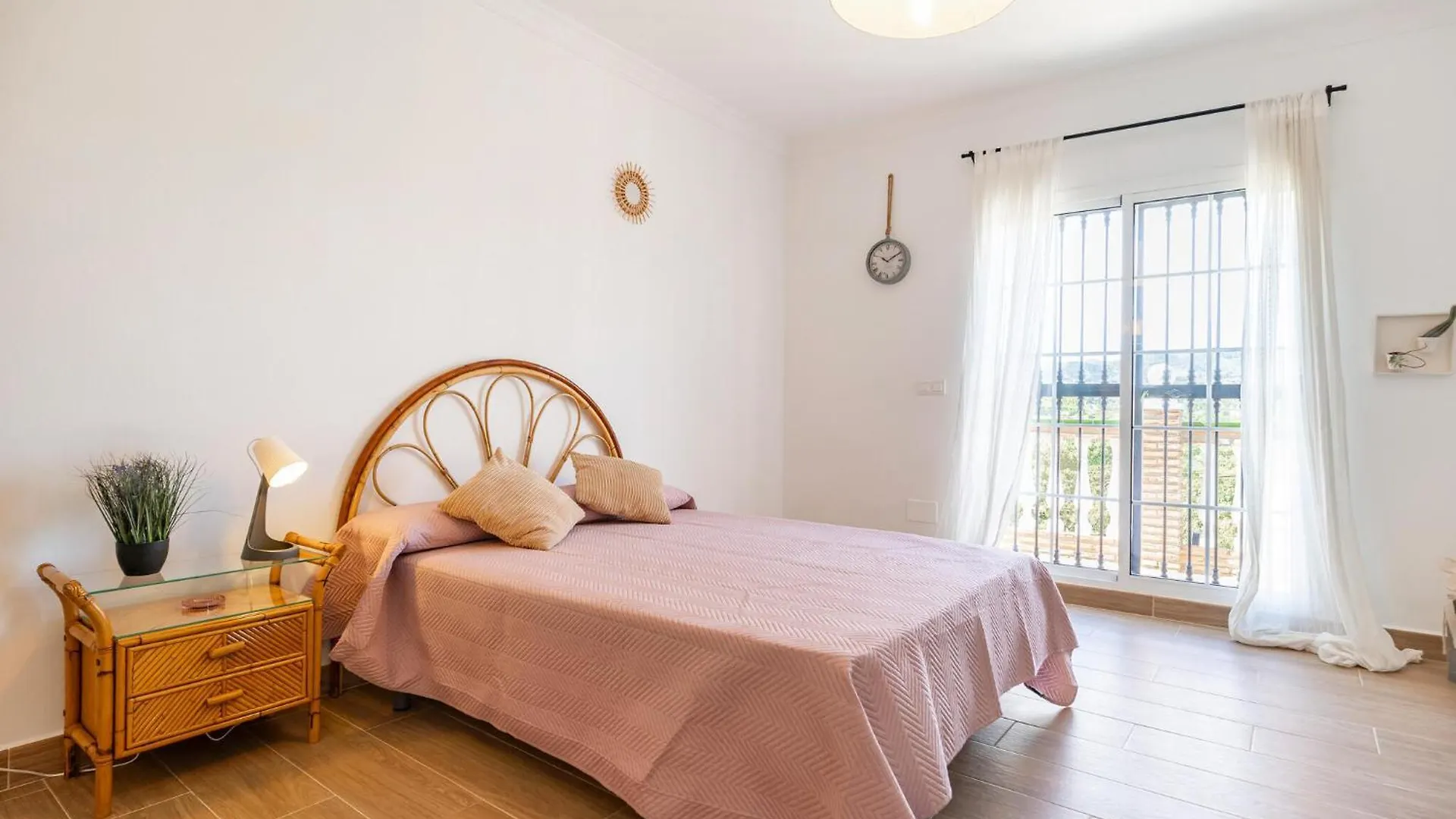 Gorgeous Home In Trapiche With Swimming Pool 0*, Trapiche (Malaga)