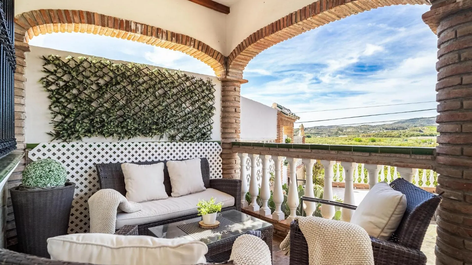 Gorgeous Home In Trapiche With Swimming Pool 0*, Trapiche (Malaga) Spain