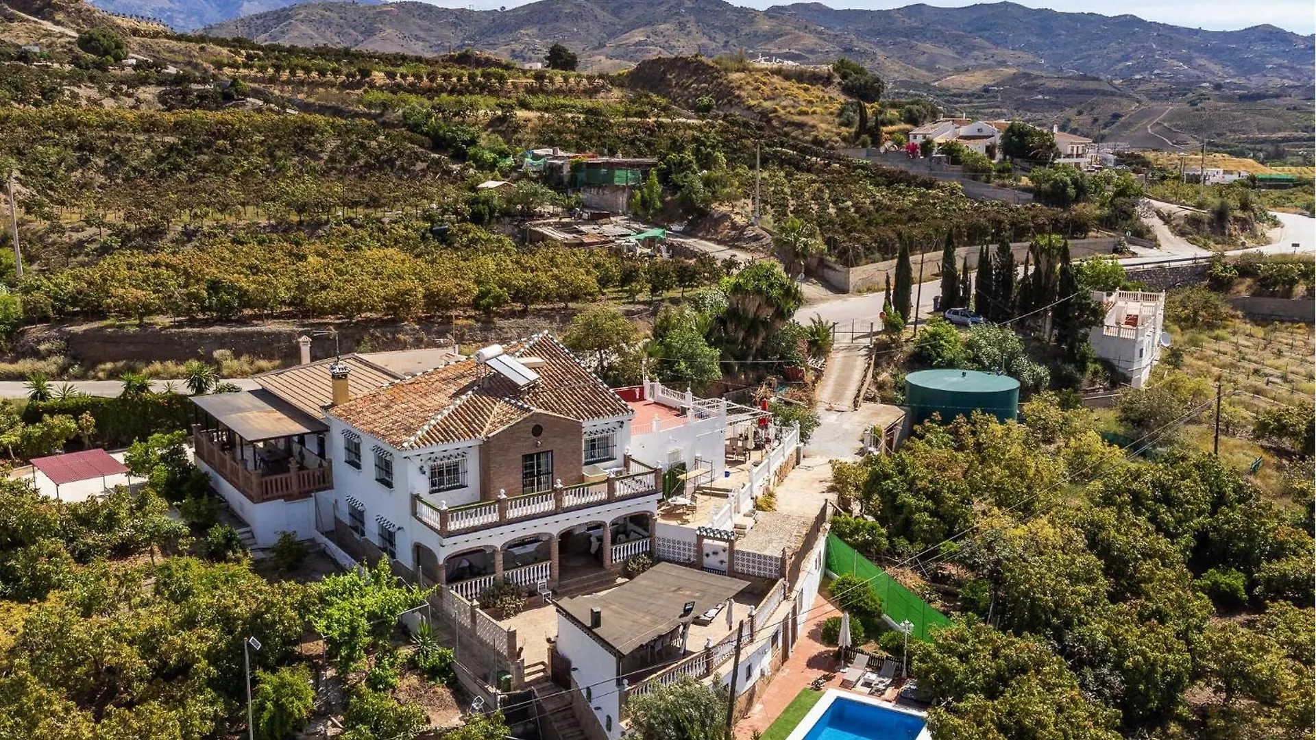 Gorgeous Home In Trapiche With Swimming Pool location